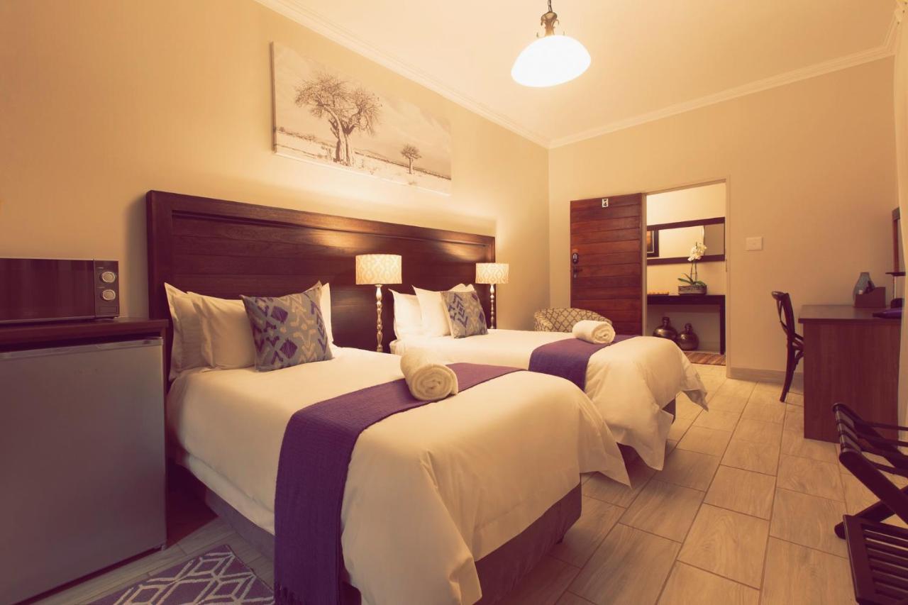 Three Olives Guesthouse Центурион Екстериор снимка